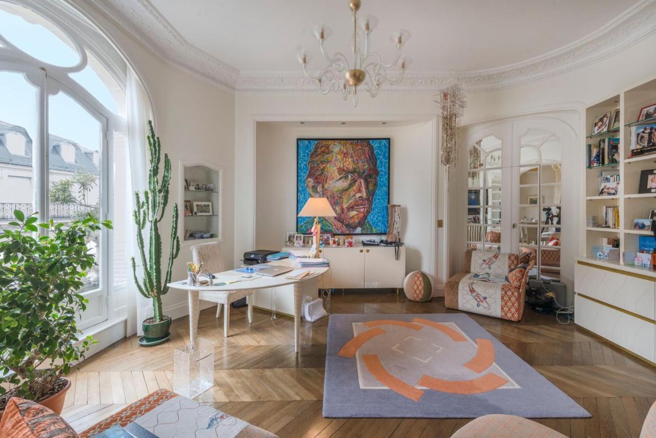 View Palace Apartment Paris