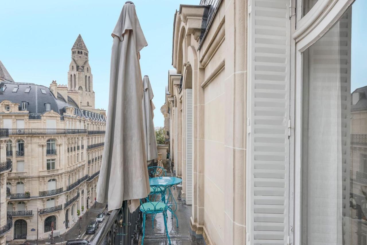 View Palace Apartment